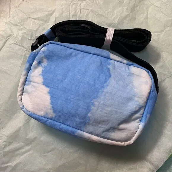 NWT BAGGU camera crossbody bag - clouds - Picture 2 of 11